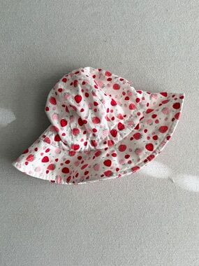 Strawberry print hat.